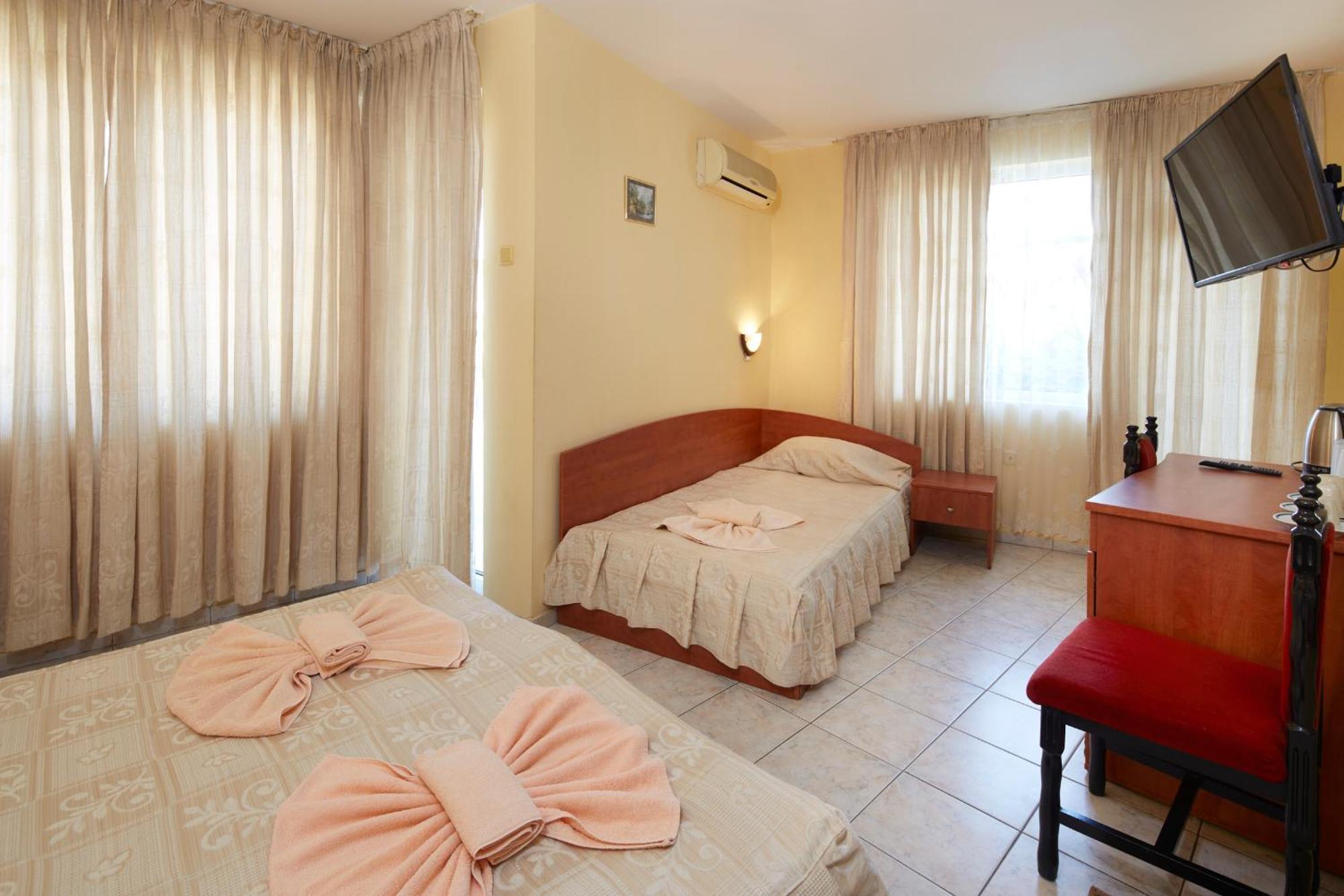 Family Hotel Andreev Nessebar Exterior foto