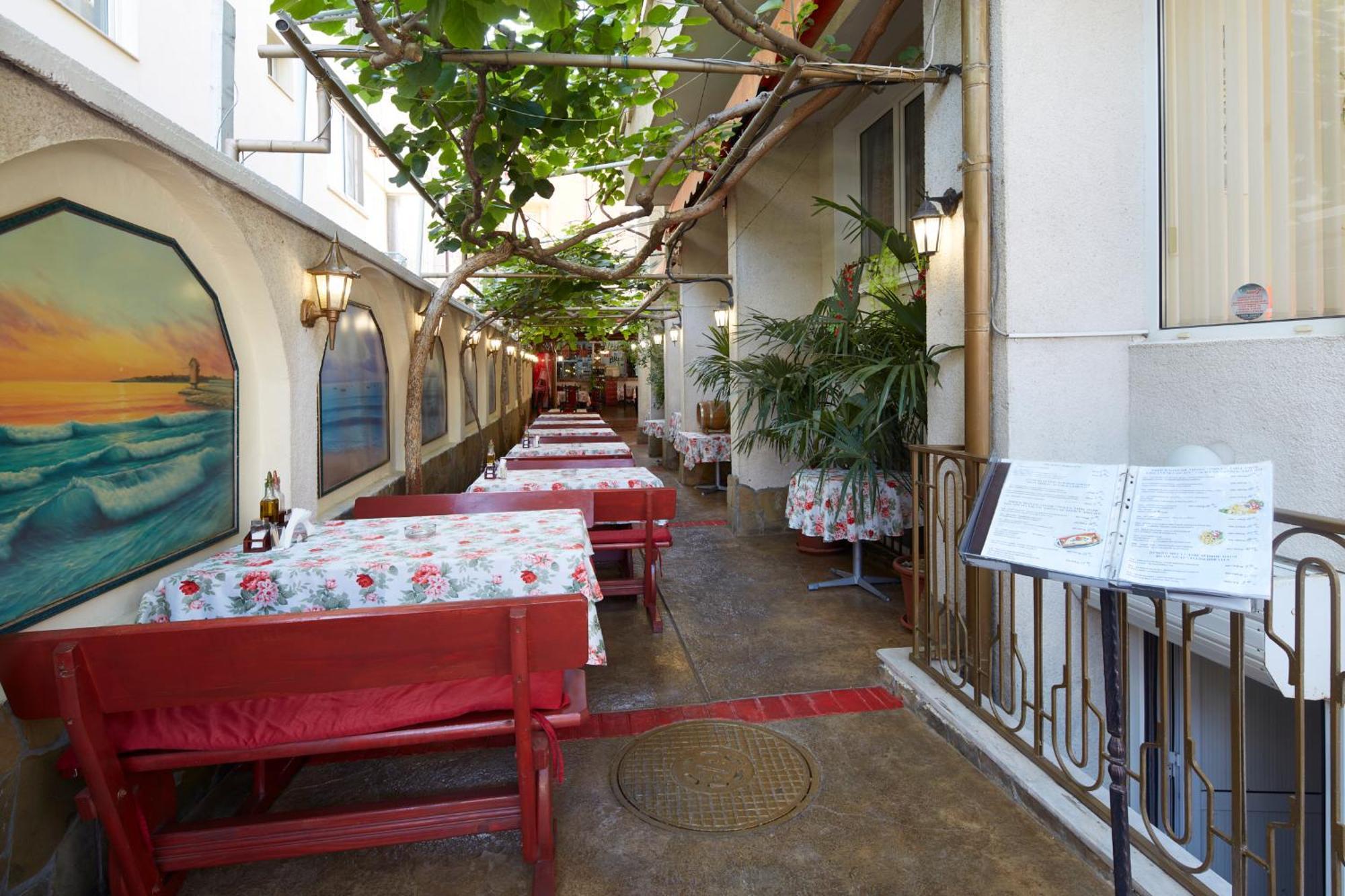 Family Hotel Andreev Nessebar Exterior foto
